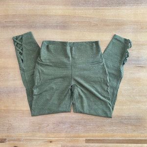 Old Navy Active cropped leggings Medium
